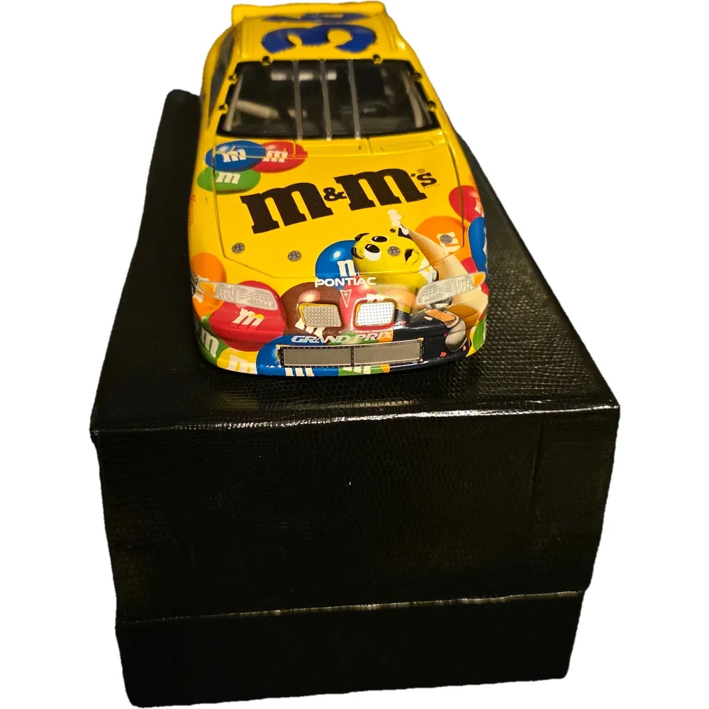 Ernie Irvan #36 M&M's 1999 Pontiac Grand Prix 1:24 RCCA Elite Diecast Nascar